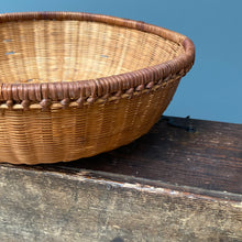 Load image into Gallery viewer, Vintage Boho Willow Wood Woven Basket