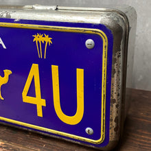 Load image into Gallery viewer, Vintage Camel Cigarette Filters Smoking Tin - California Camel 4U Number Plate