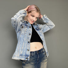 Load image into Gallery viewer, Vintage 80s Stonewash Denim Jacket