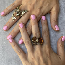 Load image into Gallery viewer, Vintage Oversize Bird & Faux Diamond Cocktail Ring