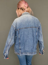 Load image into Gallery viewer, Vintage 80s Denim Oversize Jacket
