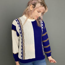 Load image into Gallery viewer, Vintage 80s Purple & White Abstract Jumper Top
