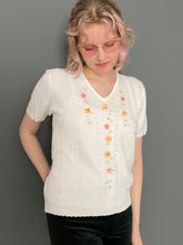 Load image into Gallery viewer, Vintage 90s White Floral Embroidered Knitted Short Sleeve Top Jumper