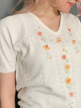 Load image into Gallery viewer, Vintage 90s White Floral Embroidered Knitted Short Sleeve Top Jumper