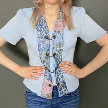 Load image into Gallery viewer, Vintage 80s Pale Blue Button & Chain Floral Lace Detailed Blouse Shirt Top