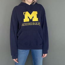 Load image into Gallery viewer, Vintage 90s Michigan State Hoodie Sweatshirt Top