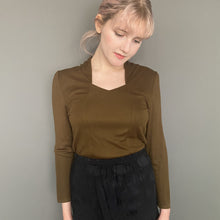 Load image into Gallery viewer, Vintage 80s Brown/Green Top With Stunning Neckline