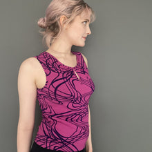 Load image into Gallery viewer, Vintage 80s Sleeveless Abstract Fuchsia Pink & Black Top