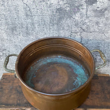 Load image into Gallery viewer, Large Vintage Handmade Brass Plant Pot Planter