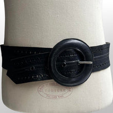 Load image into Gallery viewer, Vintage 80s navy blue leather belt