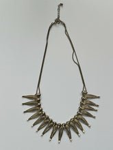 Load image into Gallery viewer, Vintage Gold Feather Leaf Chain Necklace