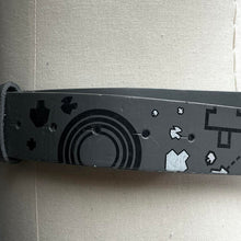 Load image into Gallery viewer, Vintage Y2K Atari buckle grey leather belt