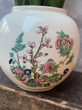 Load image into Gallery viewer, Vintage Flower/Floral Planter Plant Pot Vase by Sadler England
