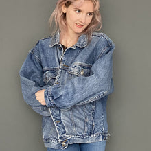 Load image into Gallery viewer, Vintage 80s Denim Oversize Jacket
