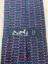 Load image into Gallery viewer, RARE Hermes Mens Silk Tie Vintage Chain Pattern Navy - 809 MA
